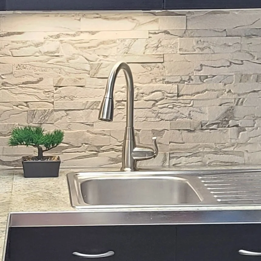 Avalanche kitchen wall panels