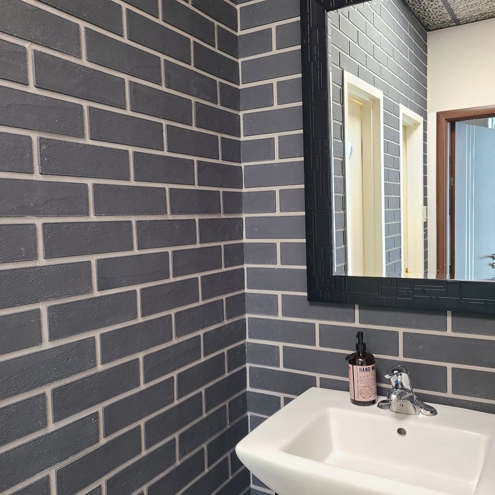115 Grey websize