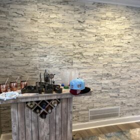 creating accent walls with stone veneer