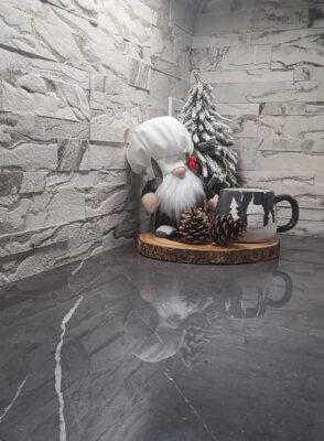 stone veneer as backsplash